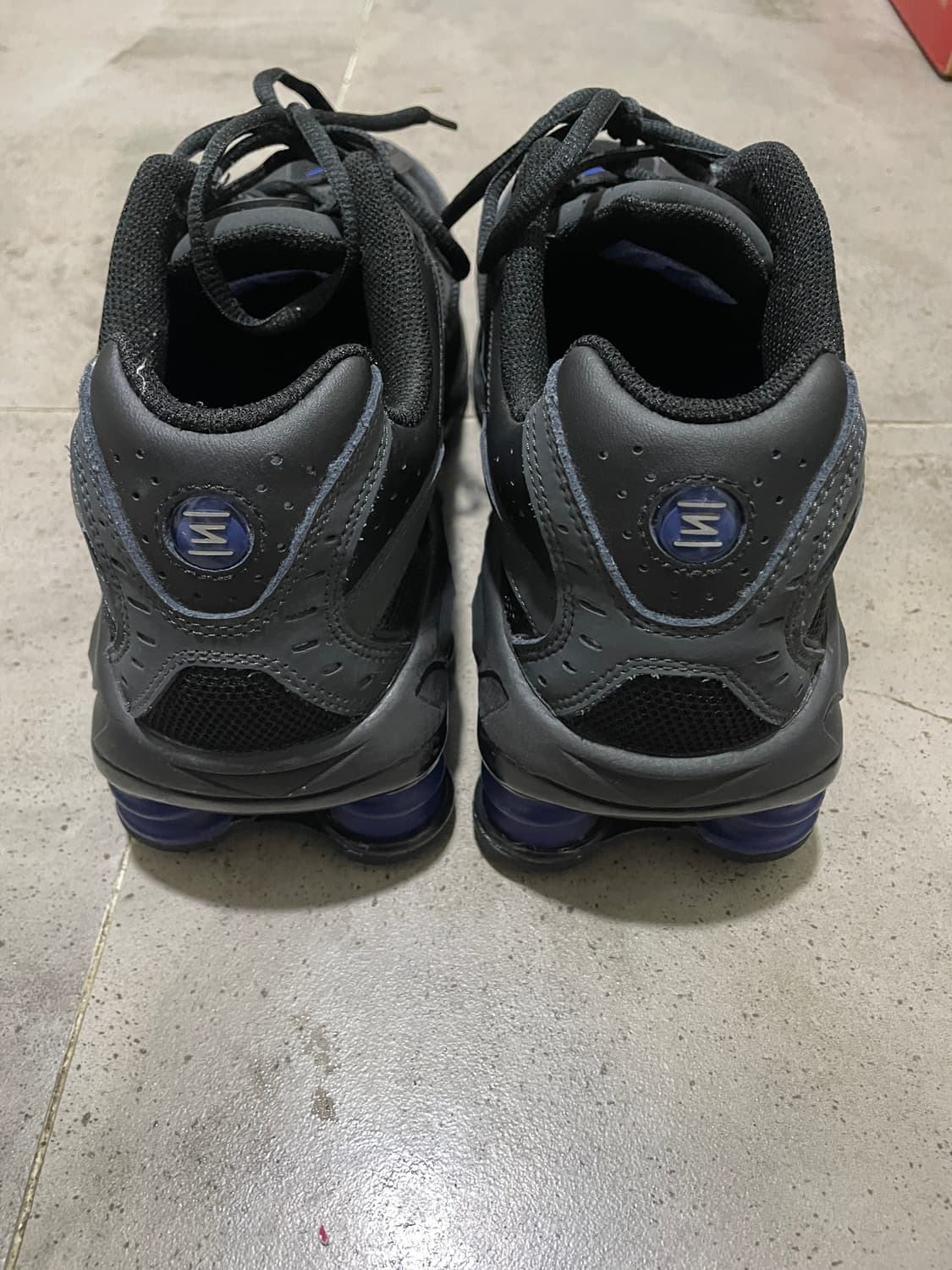 나이키 샥스 라이드 2 블랙 딥 로얄 블루 상품이미지2