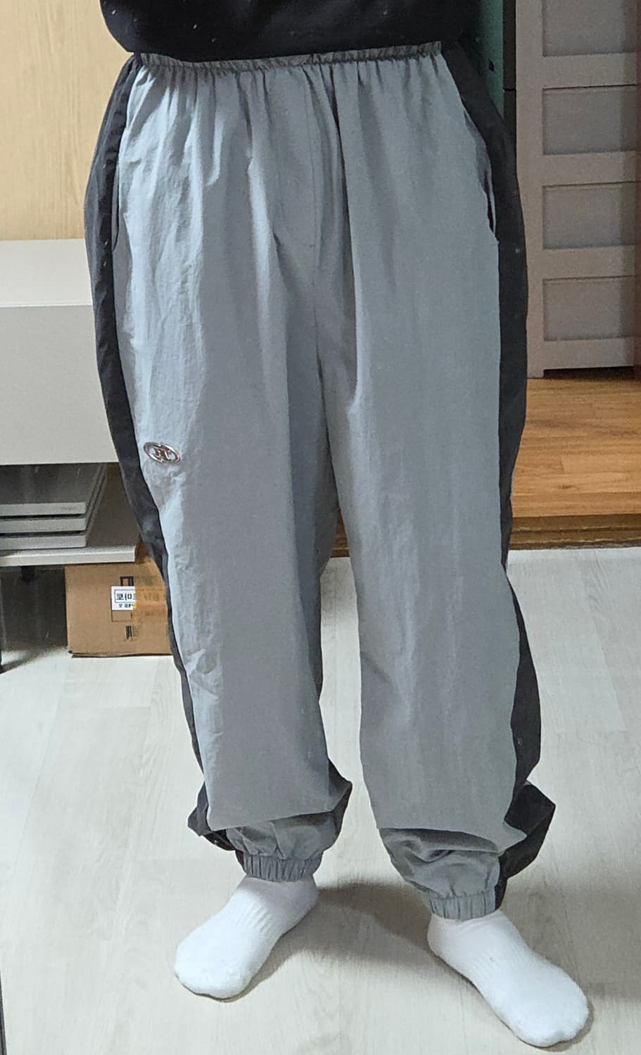 (착샷) 본투윈 크롬 나일론 블럭 팬츠 상품이미지9