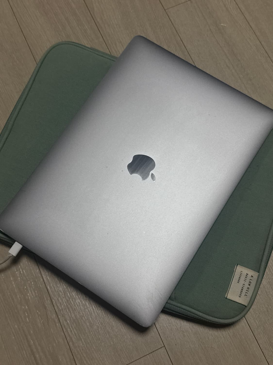 맥북 프로 13인치 2017 (2 TBT3) 상품이미지1