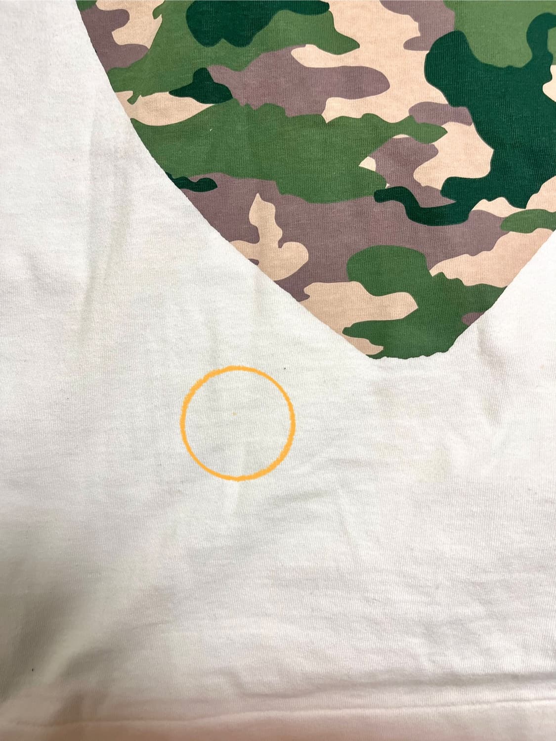 꼼데가르송 카모플라주 하트 반팔 티셔츠 상품이미지4
