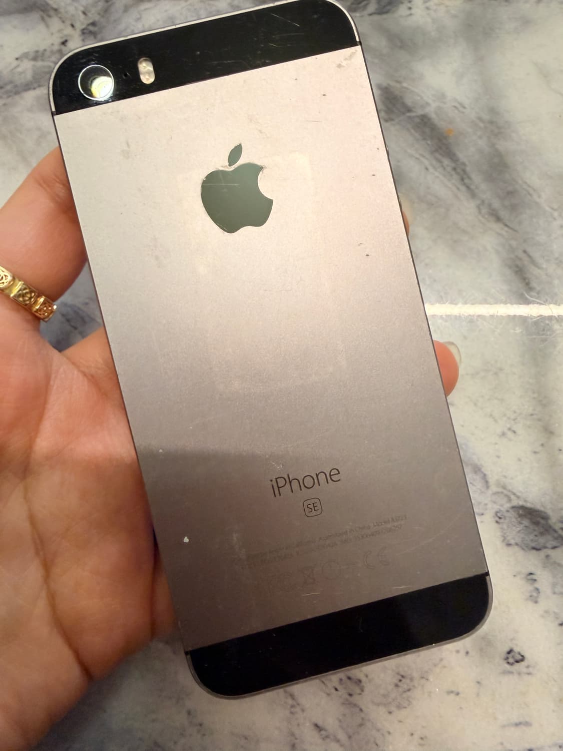 아이폰se 32기가 배터리100 상품이미지1