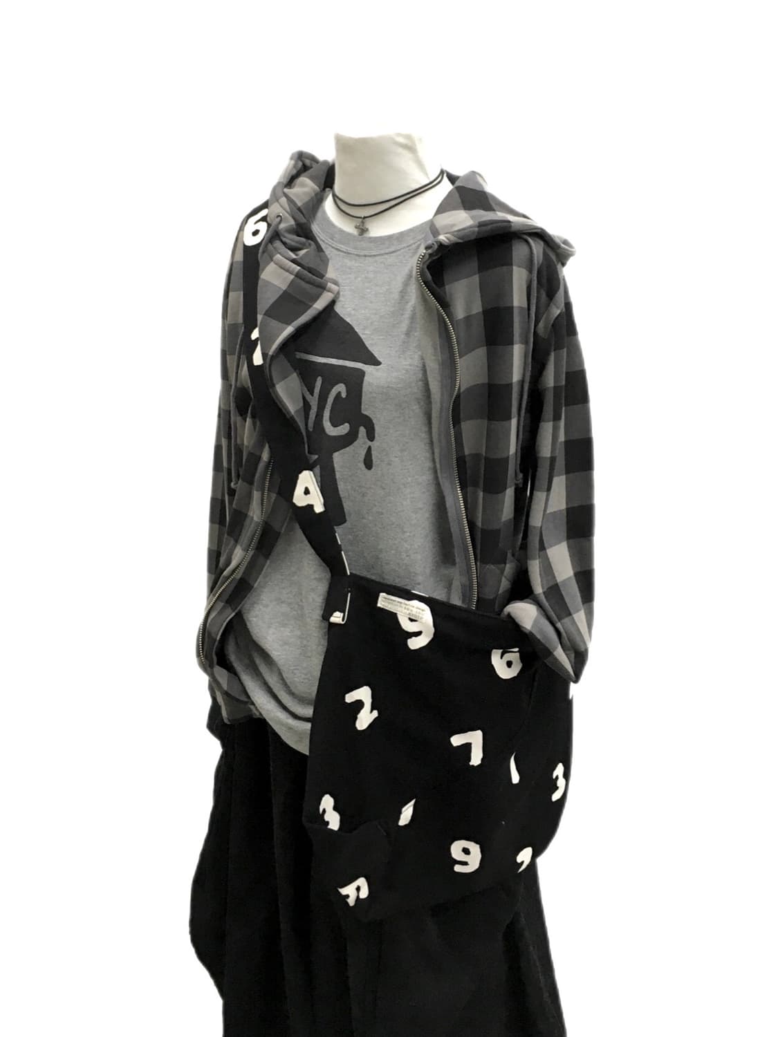 BEAMS Hood zip up black 상품이미지2
