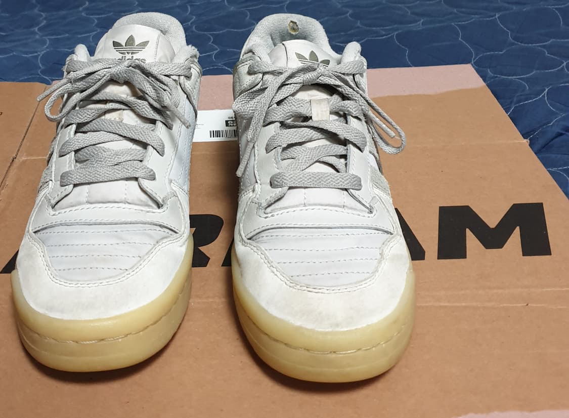 아디다스 포럼 로우 CL 토크 세서미 (240) 상품이미지1