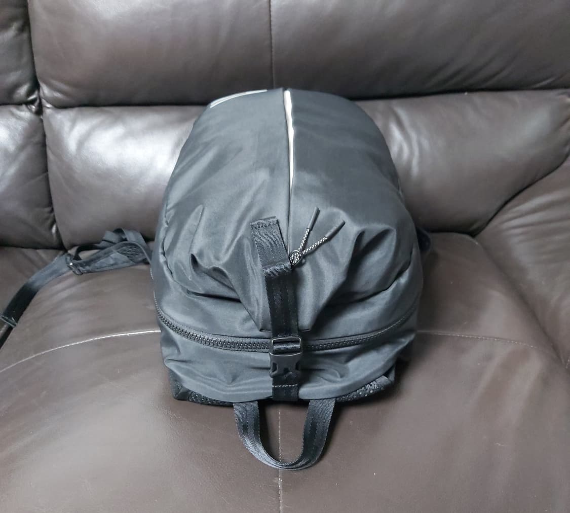 아이더(Eider)  트랙 백

 상품이미지4