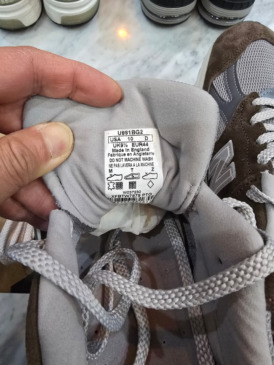 새상품 뉴발란스운동화 991v2  
브라운 그레이 280사이즈 상품이미지7