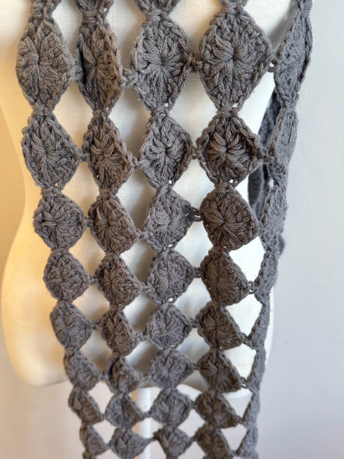 다크그레이 크로셰 스카프 상품이미지4