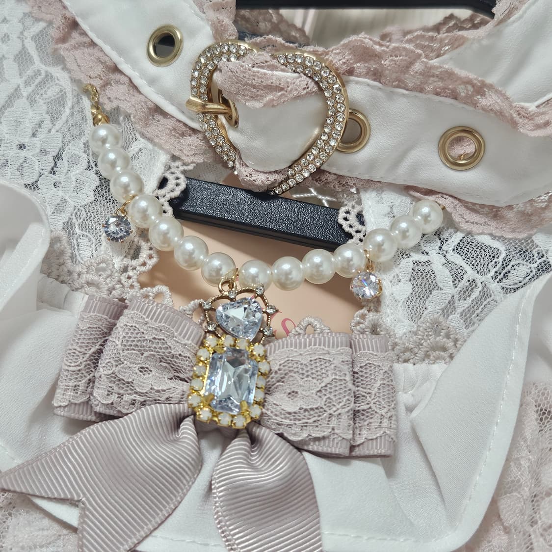 리즈리사 3연 리본 프론트 초커 블라우스 상품이미지2