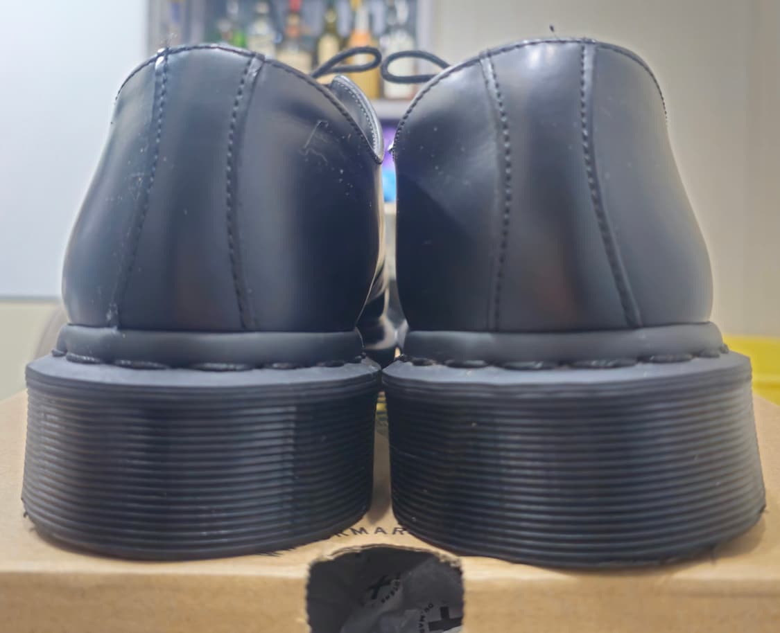 닥터마틴 1461모노블랙 판매합니다. 상품이미지3