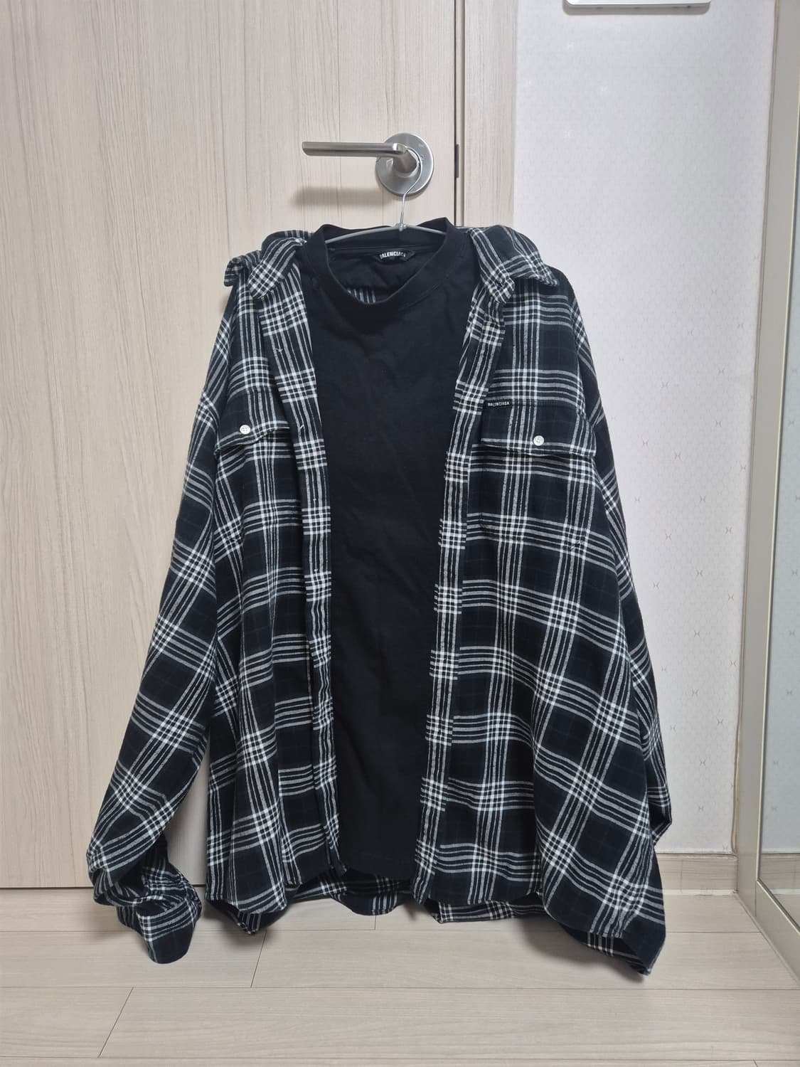 [2] 발렌시아가 트렁프뢰유 체크셔츠 상품이미지1
