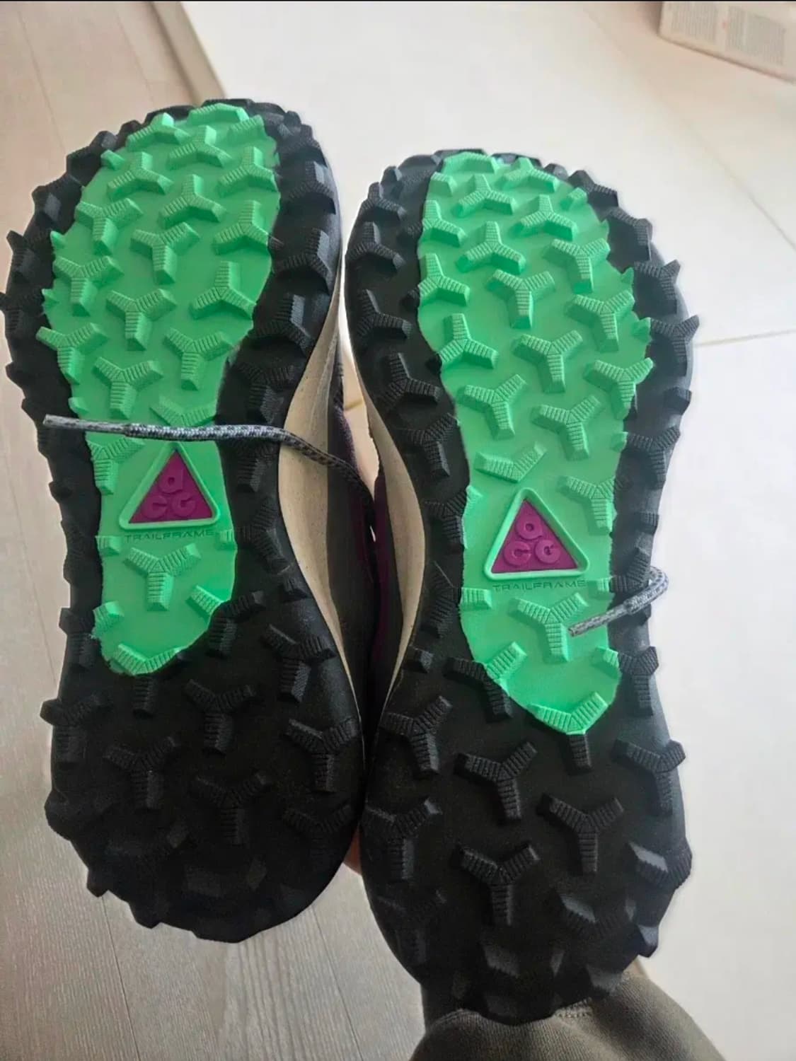 나이키 ACG 로우케이트 상품이미지2