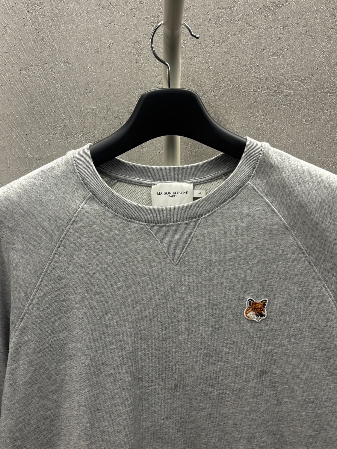 메종키츠네 폭스헤드 맨투맨 그레이 L 상품이미지3