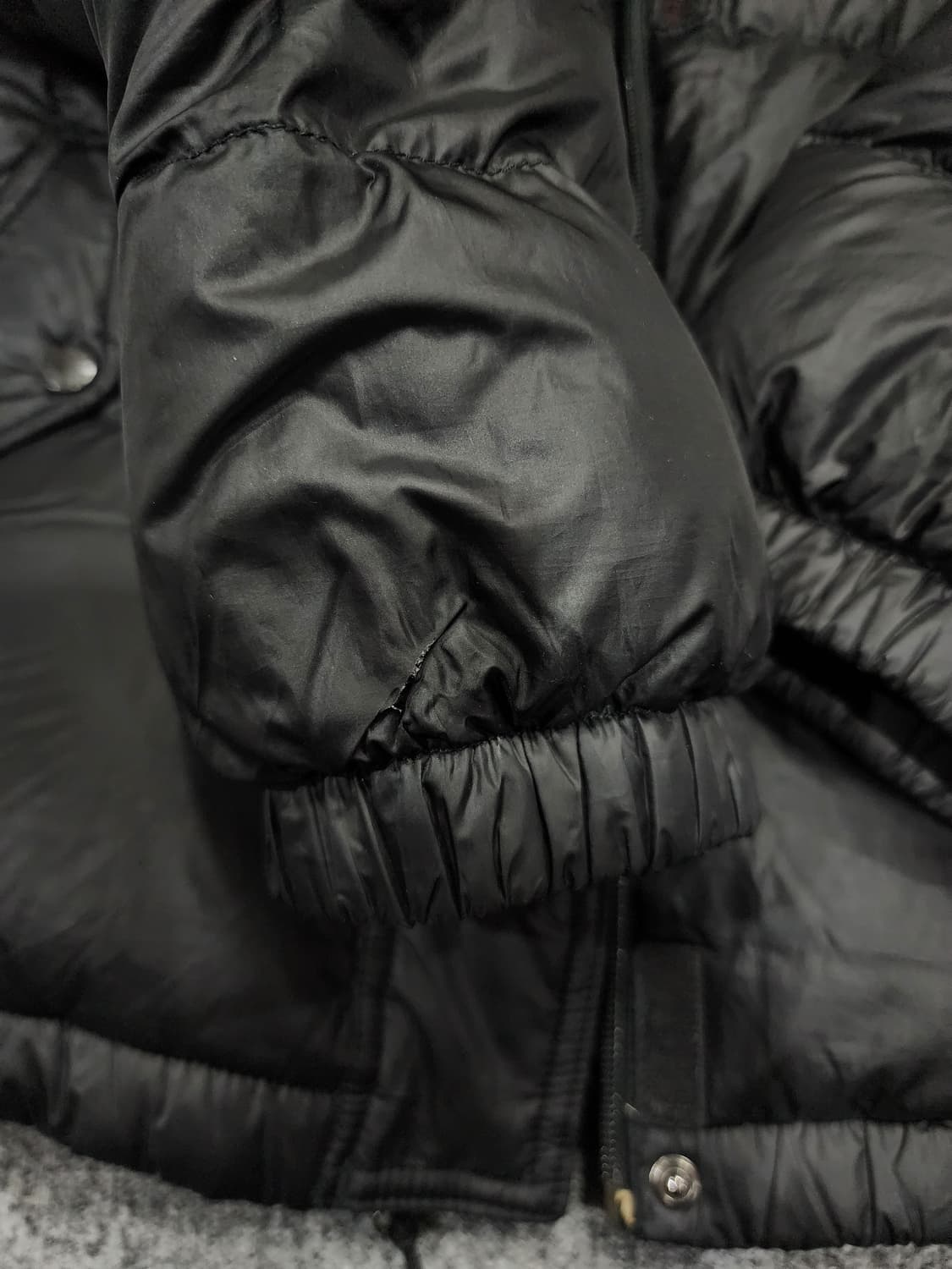 노스페이스 700 구스 패딩 블랙 숏패딩 85(여성M) 상품이미지5