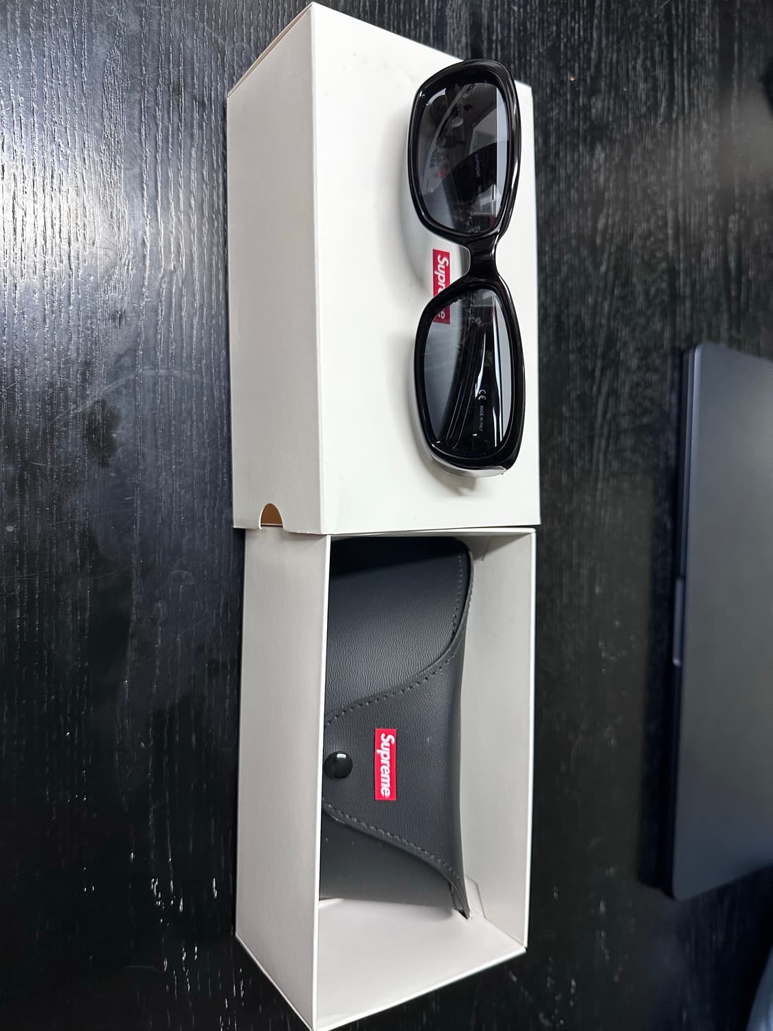 슈프림 스트레치 선글라스 상품이미지2