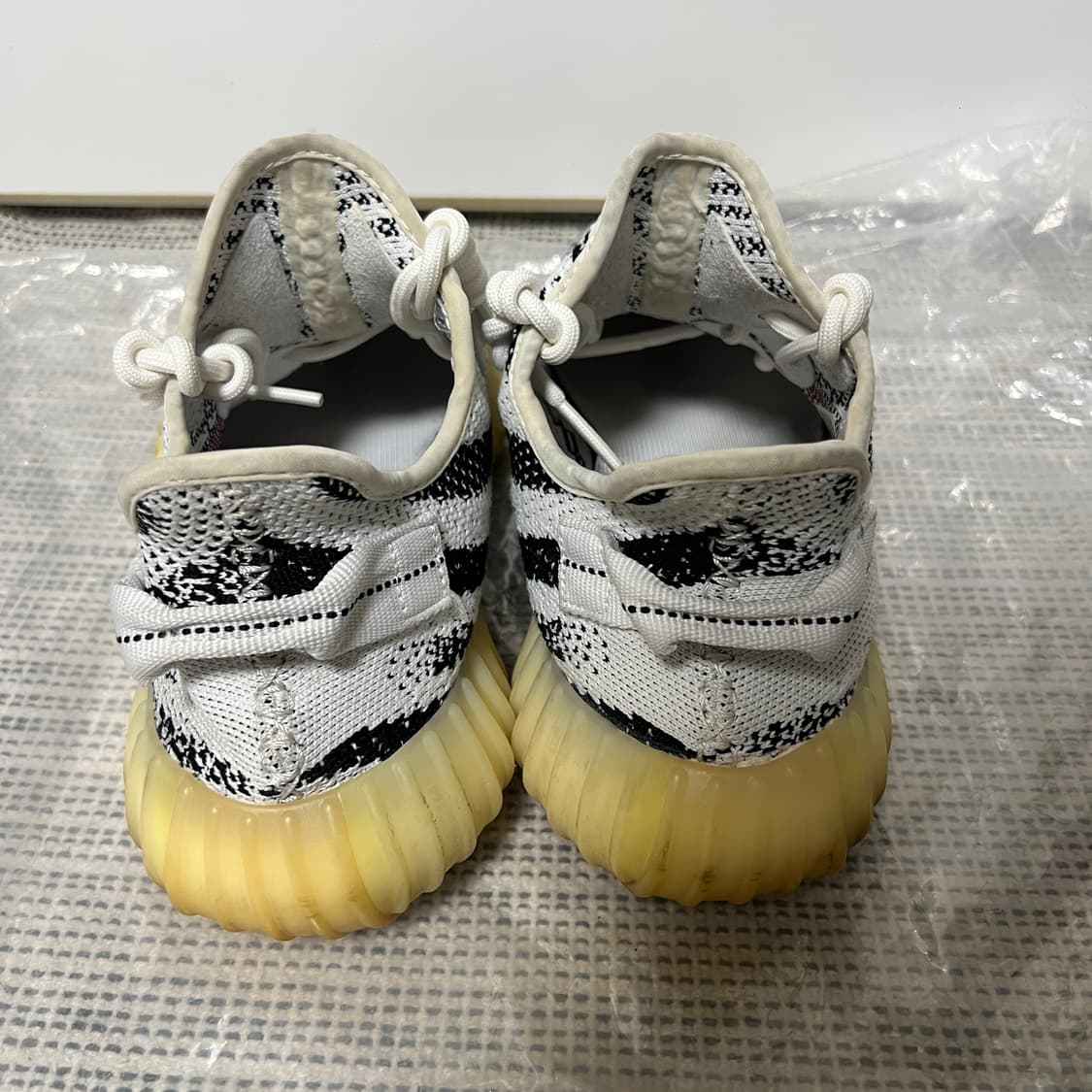 아디다스 이지부스트 v2 350 지브라 270 상품이미지4