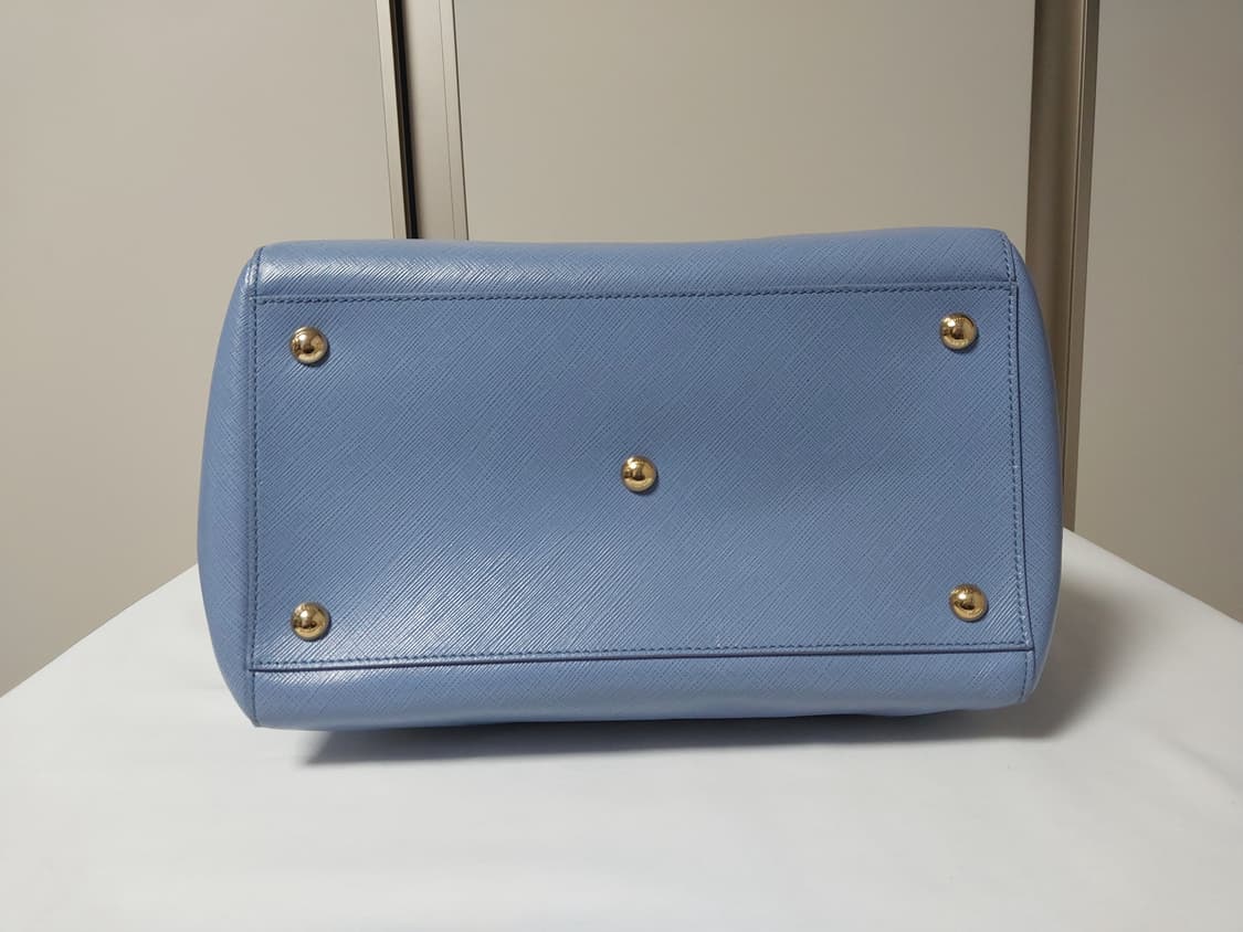 페라가모 사피아노 레더 바라 체인 숄더백 상품이미지7