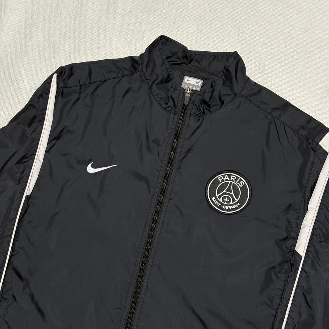 M 나이키 파리 생제르맹 블랙 바람막이 상품이미지1