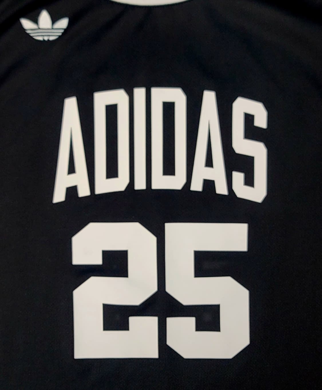 [95.M] 아디다스 X 니고베어 콜라보 농구져지(민소매티셔츠) 판매 상품이미지5