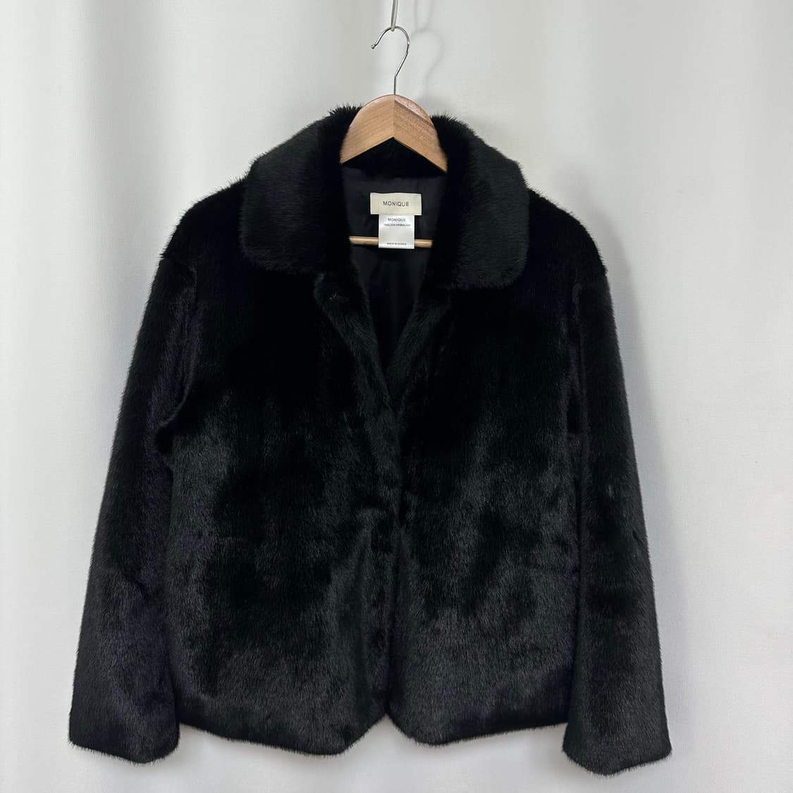   MONIQUE 여자 퍼자켓 검정 FREE  EIWO 상품이미지1