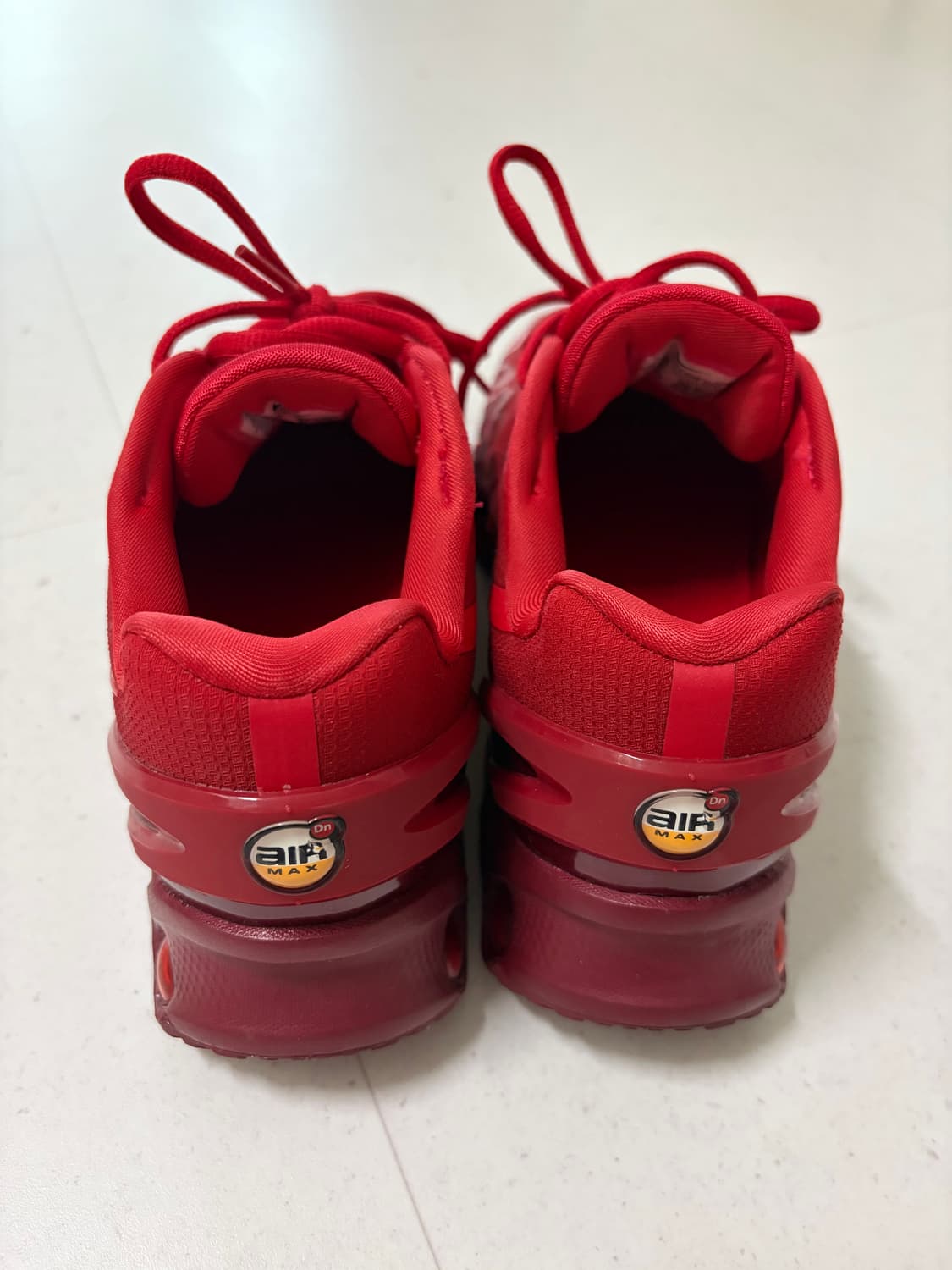 나이키 에어맥스 dn8 유니버시티 터프레드 (240) 상품이미지4