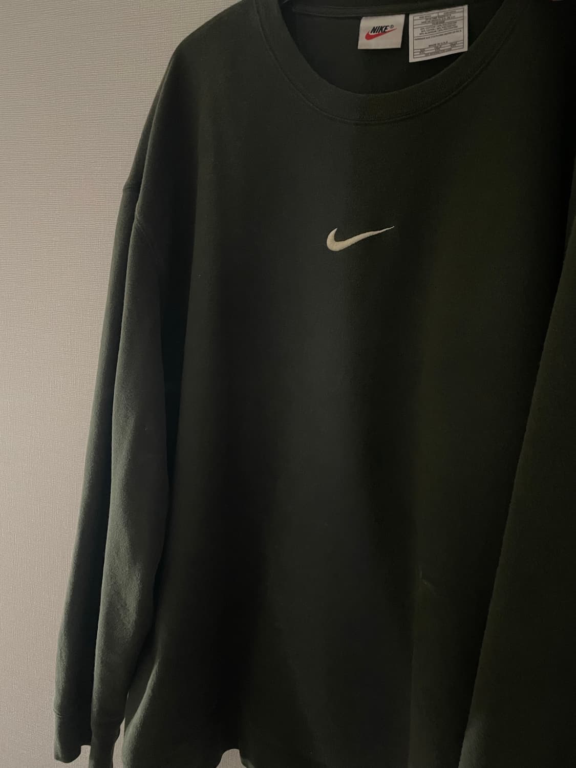 나이키 솔로 스우시 맨투맨 그린 상품이미지2