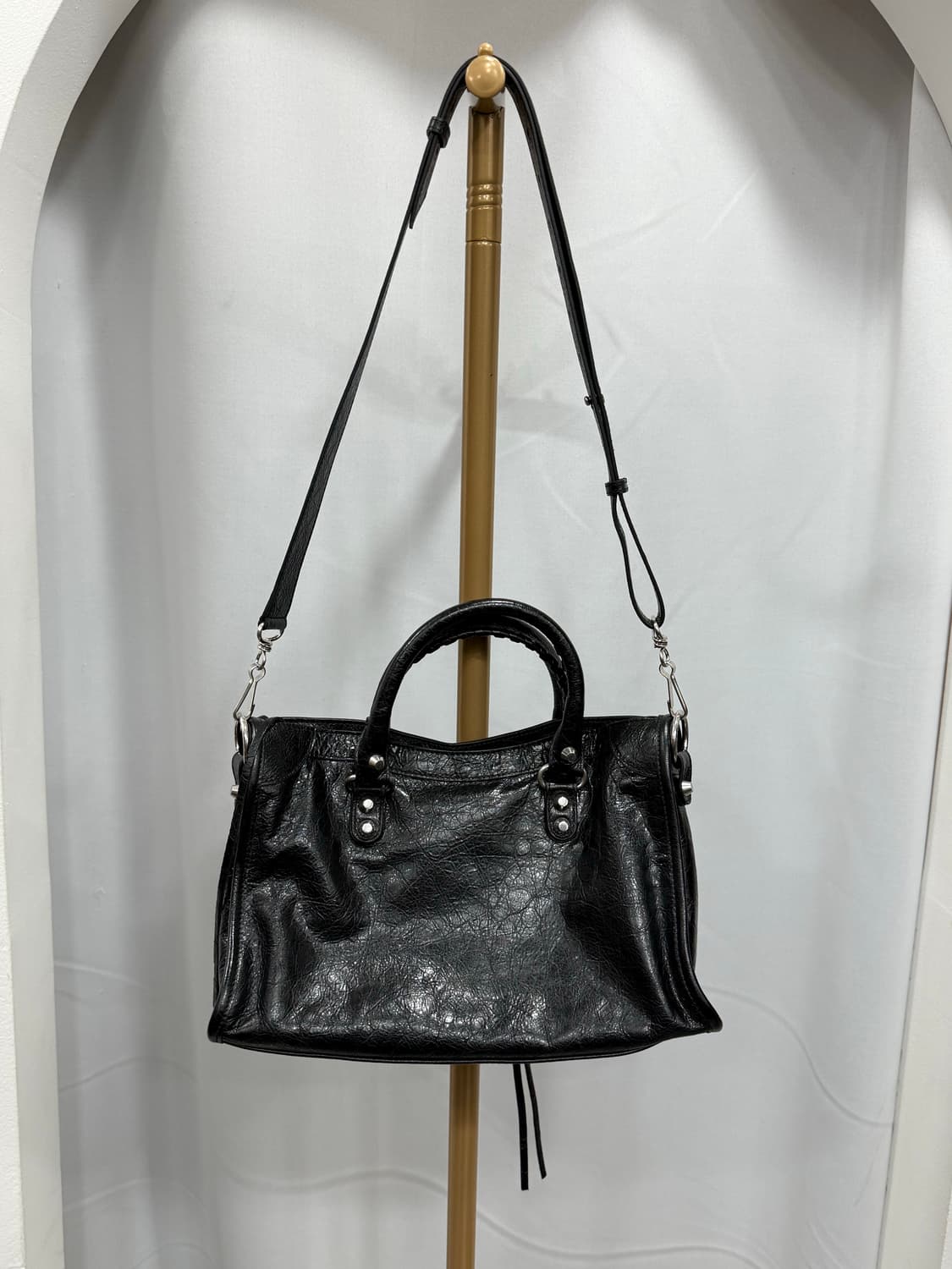 발렌시아가 르시티 스몰 숄더백 상품이미지2