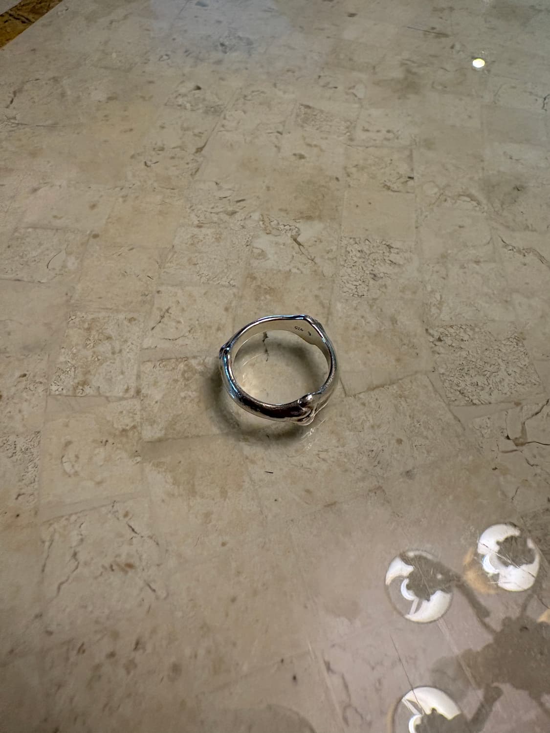 7) 솔로이스트 본 쉐입 밴드 링 상품이미지1