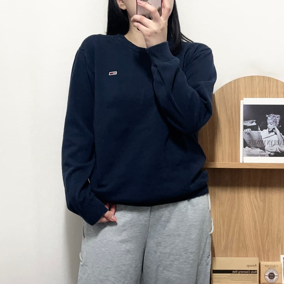 [정품] 타미 네이비 라운드 니트 [ L ] 상품이미지1