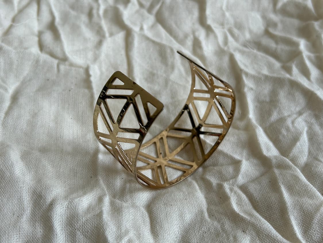 트라이앵글 타입 뱅글 상품이미지2