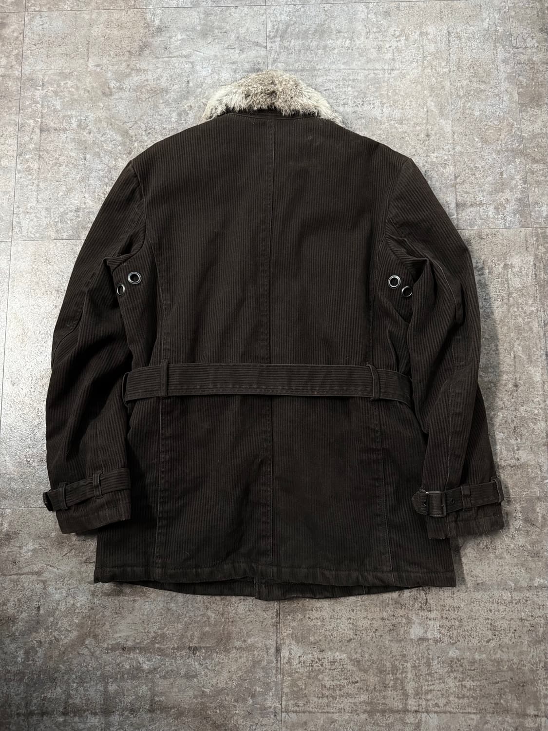 코듀로이 벨티드 퍼 카라 코트 상품이미지5