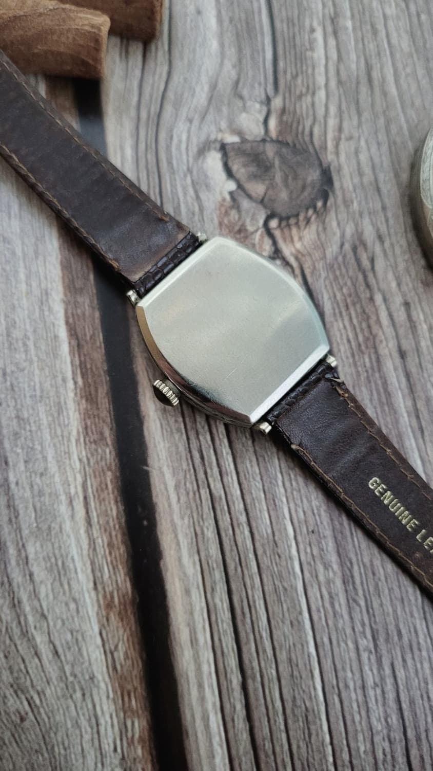 정품 월삼 엔틱 1926년식 토노형 수동시계(블랙 스트랩 추가구성 ) 상품이미지9