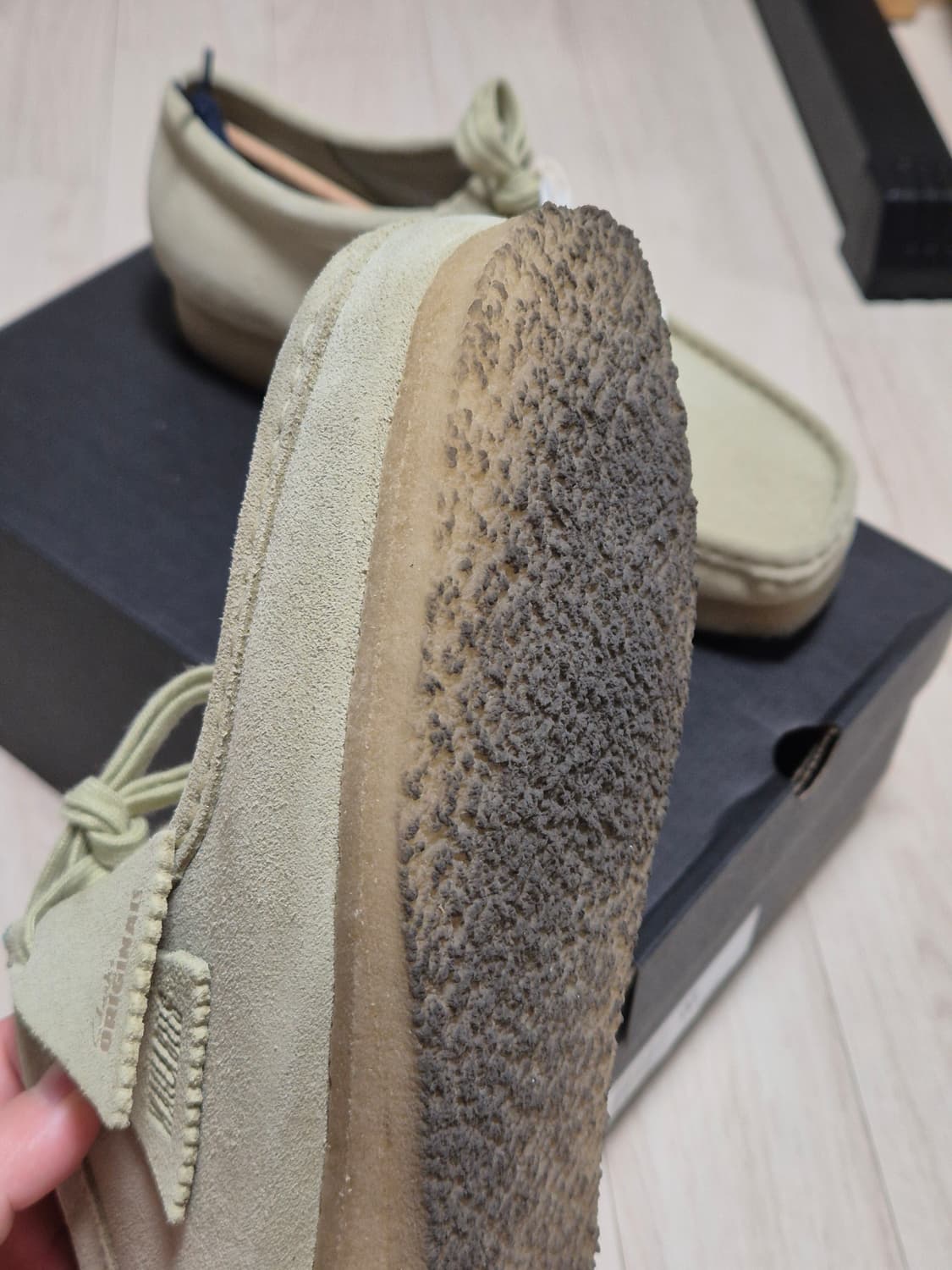 클락스 왈라비 메이플 스웨이드 270 로우 상품이미지10