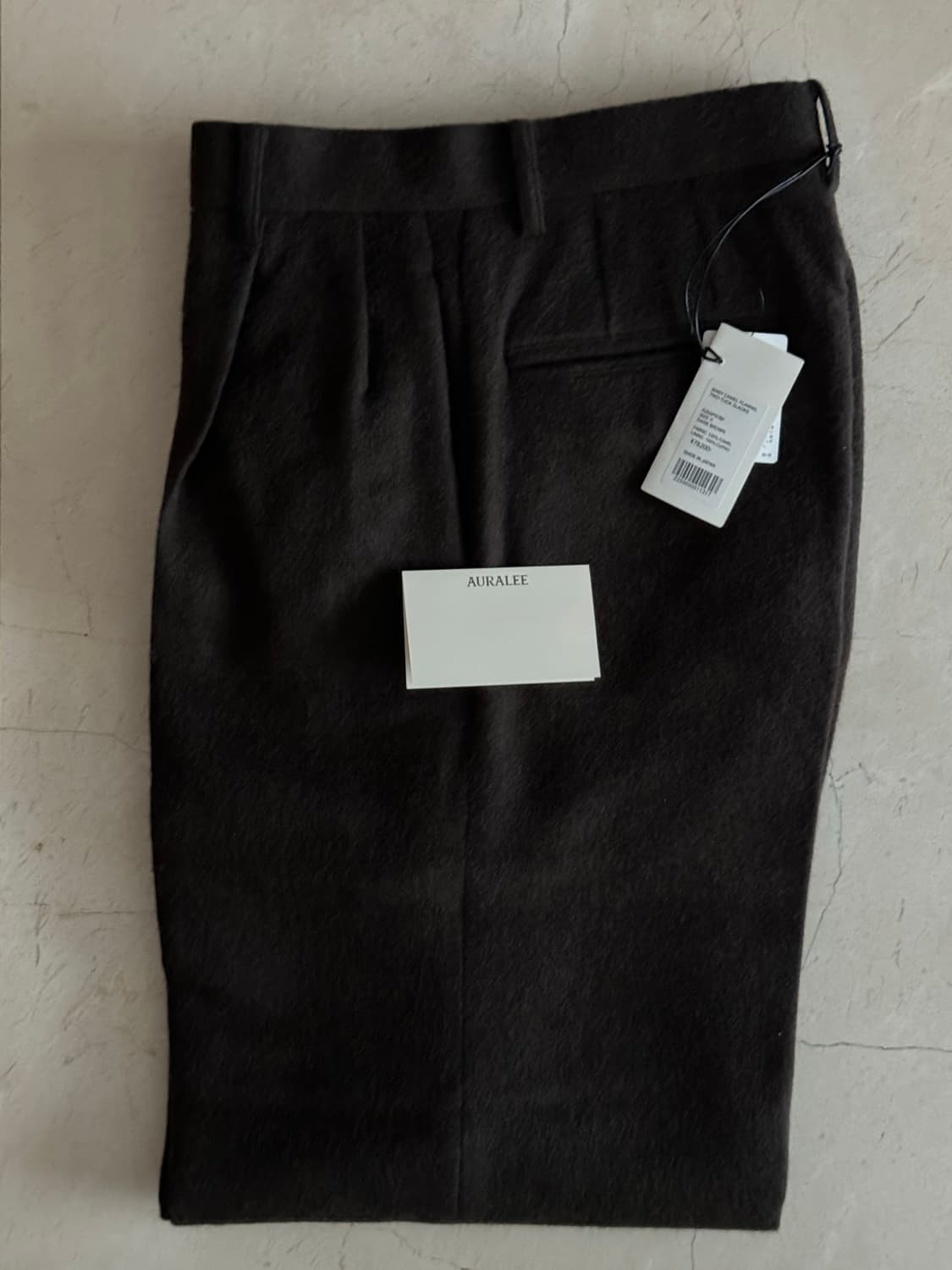 Auralee 25FW 베이비 카멜 플라넬 투턱 슬랙스 상품이미지1