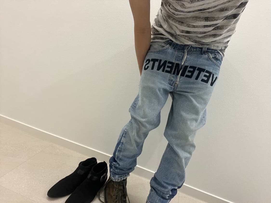 Vetements front logo denim 상품이미지1