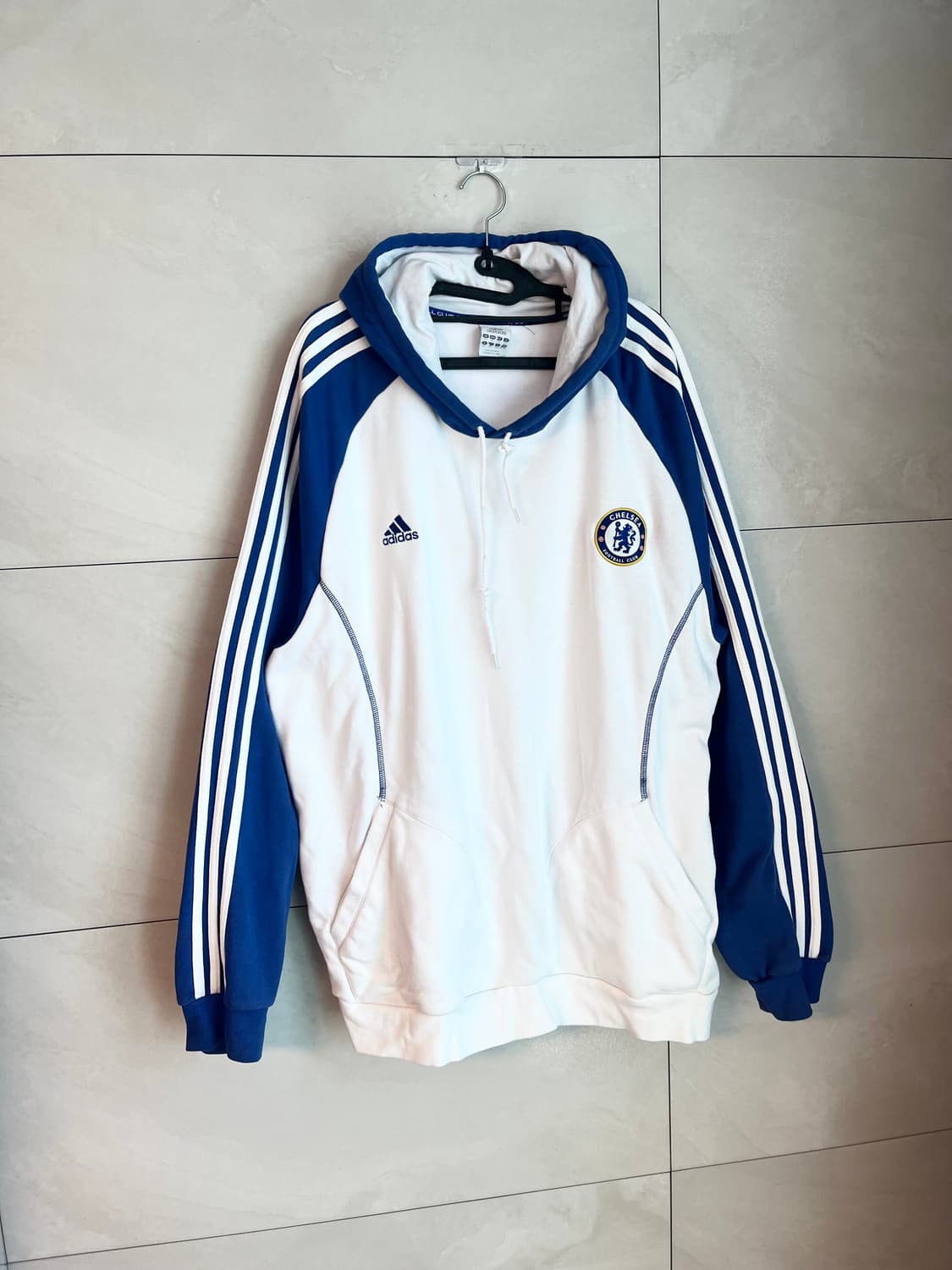 [2XL] 극희귀 유일매물 아디다스 첼시 흰,파 후드티 상품이미지3