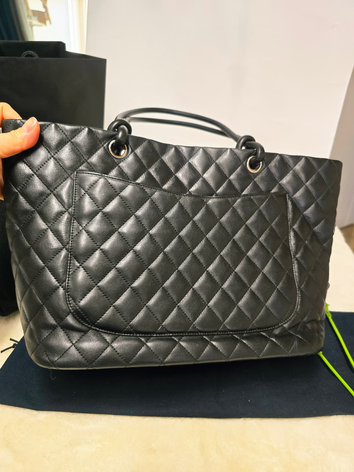 샤넬깜숄더백 라지사이즈 정품 상품이미지3