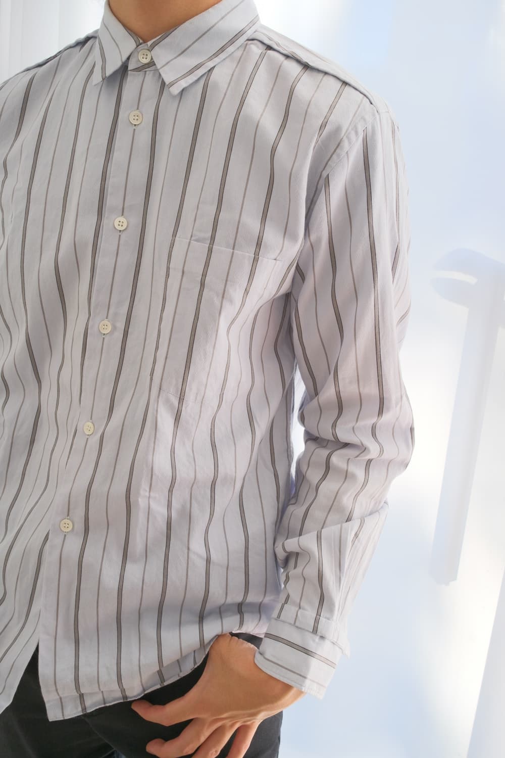 Tuck detailed jacquard stripe shirt 상품이미지8