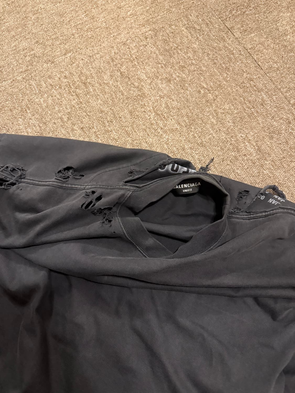 balenciaga 3B repaired T-shirt 상품이미지6