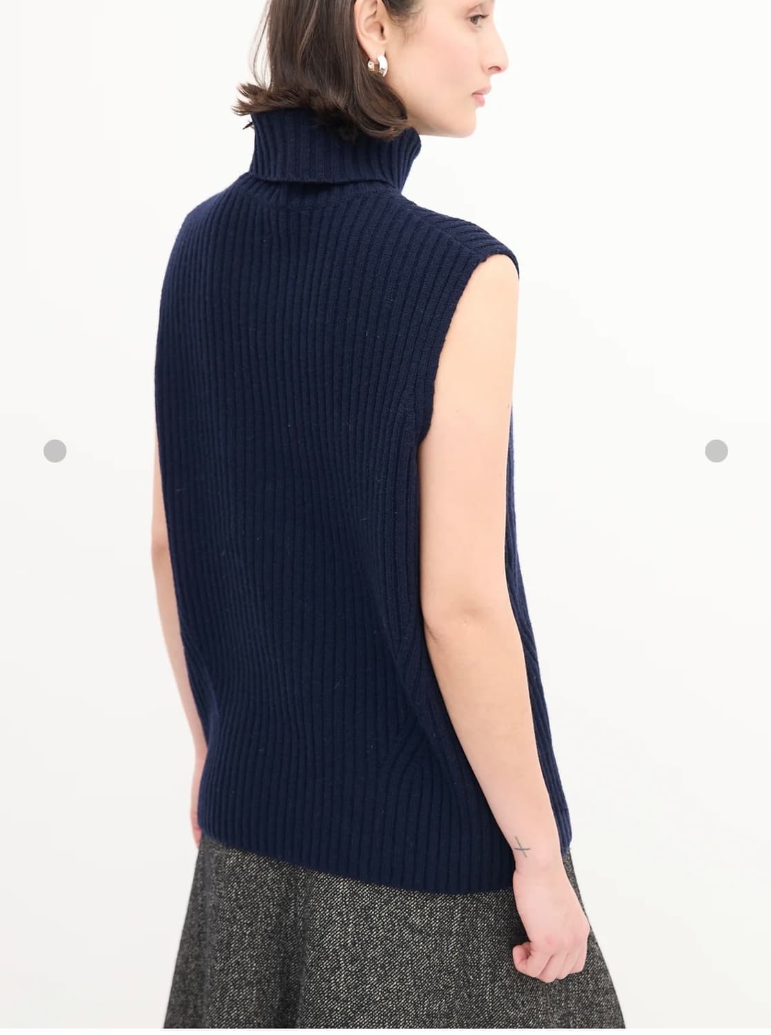 드리스반노튼 니트 베스트 L 상품이미지1