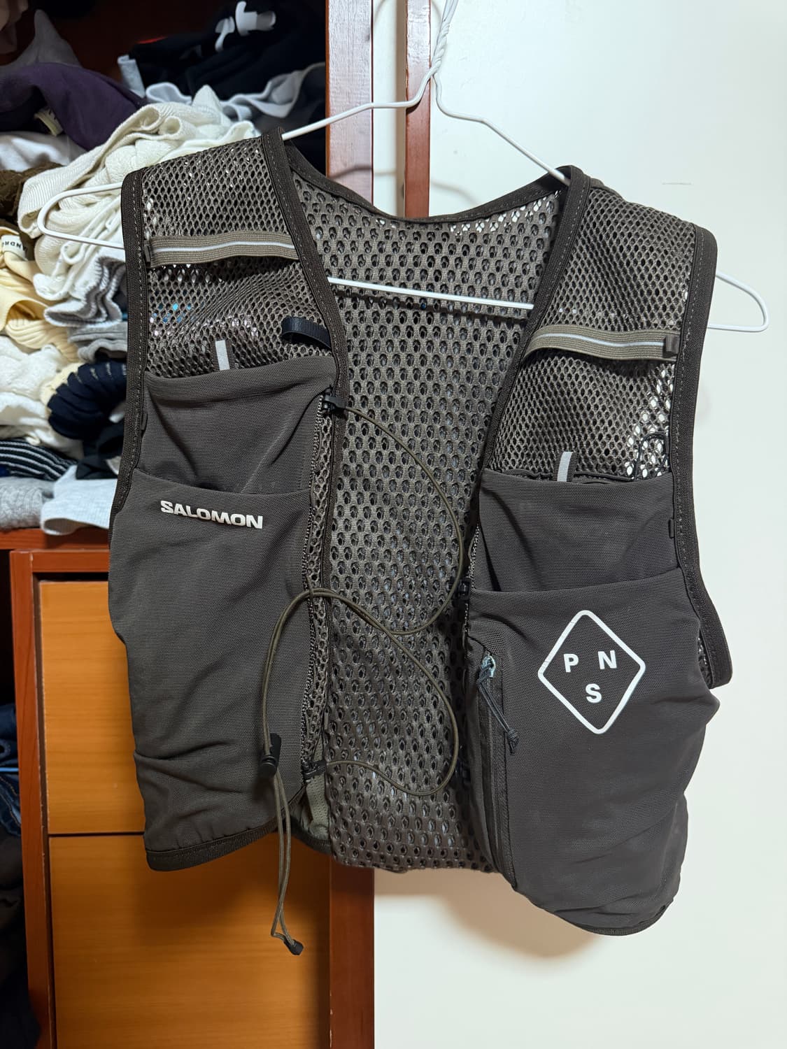 살로몬 러닝 베스트 러닝조끼 브라운 운동복 파노말 살로몬 액티브스킨 m 상품이미지1