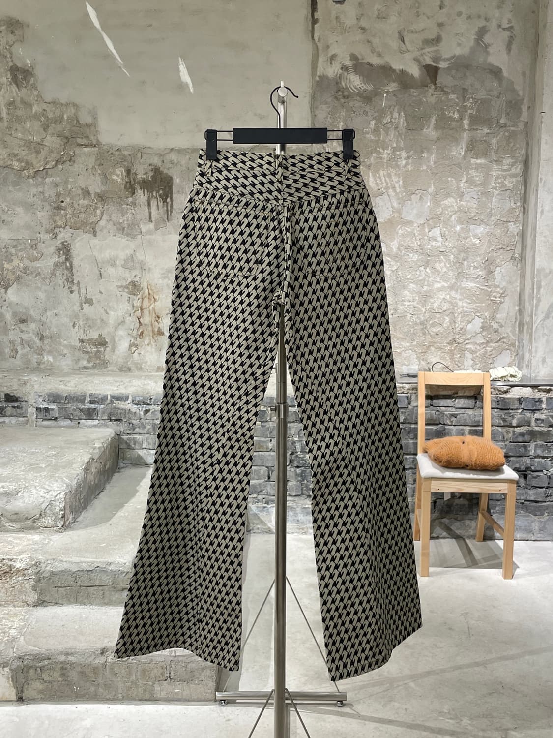 아바바브 av 시그니쳐 플레어 맘 팬츠 상품이미지6