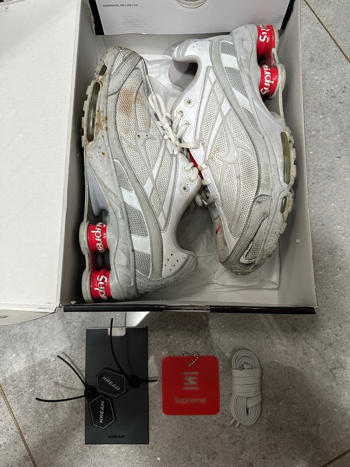 슈프림x나이키 샥스 라이드 2 상품이미지2