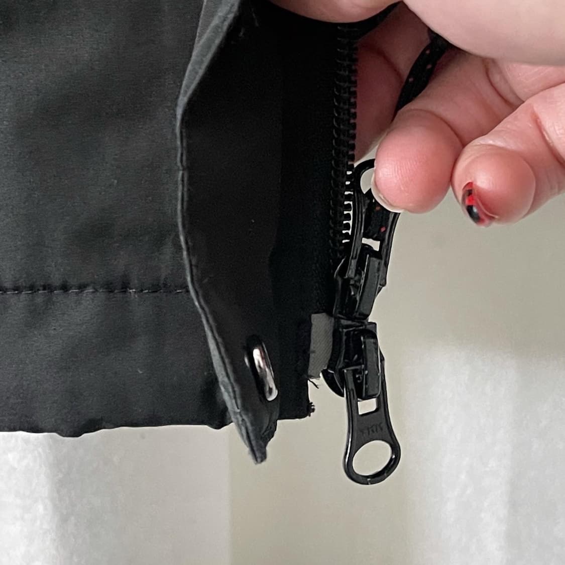 노스페이스 하이벤트 블랙 후드 윈드브레이커 상품이미지8