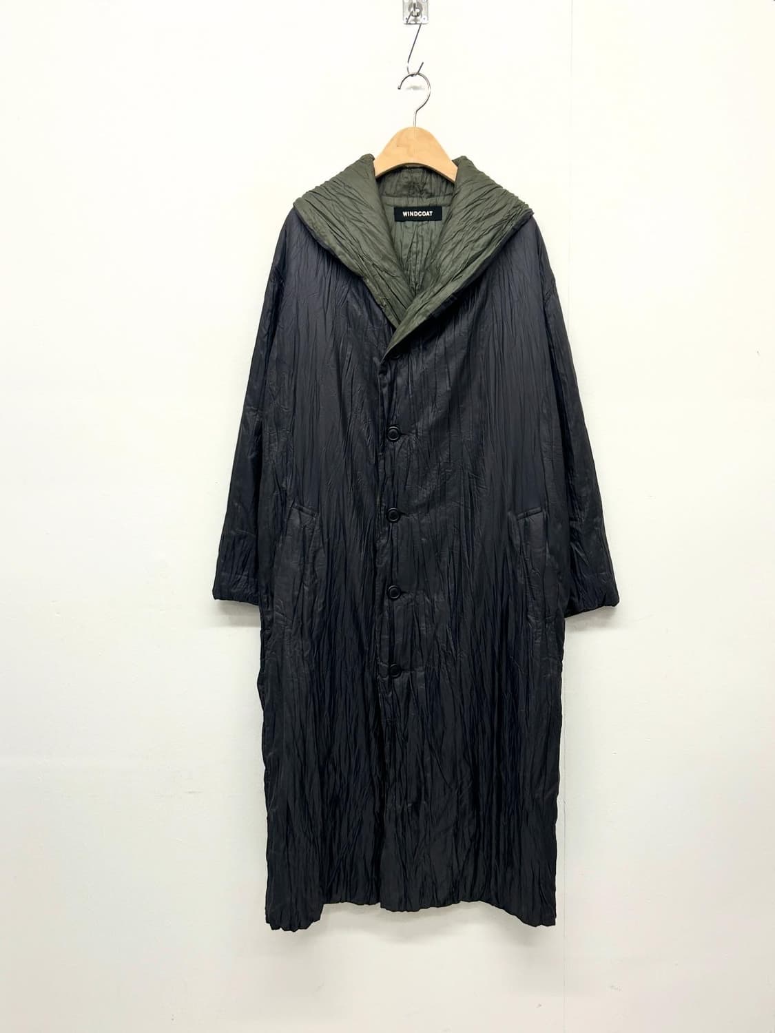 WINDCOAT 이세이미야케 주름 워싱 롱코트 상품이미지1