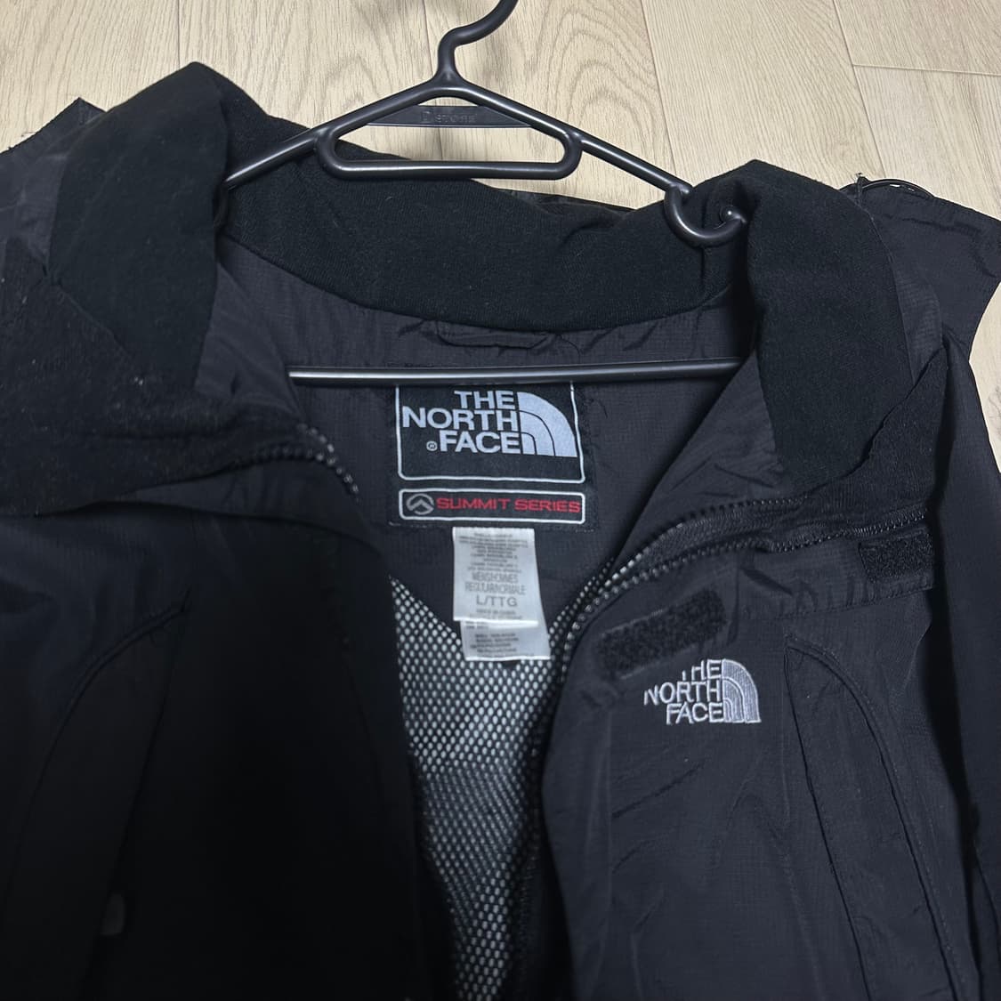 노스페이스 대장급 써밋시리즈 키드밀리 고어텍스 블랙 바람막이 상품이미지2