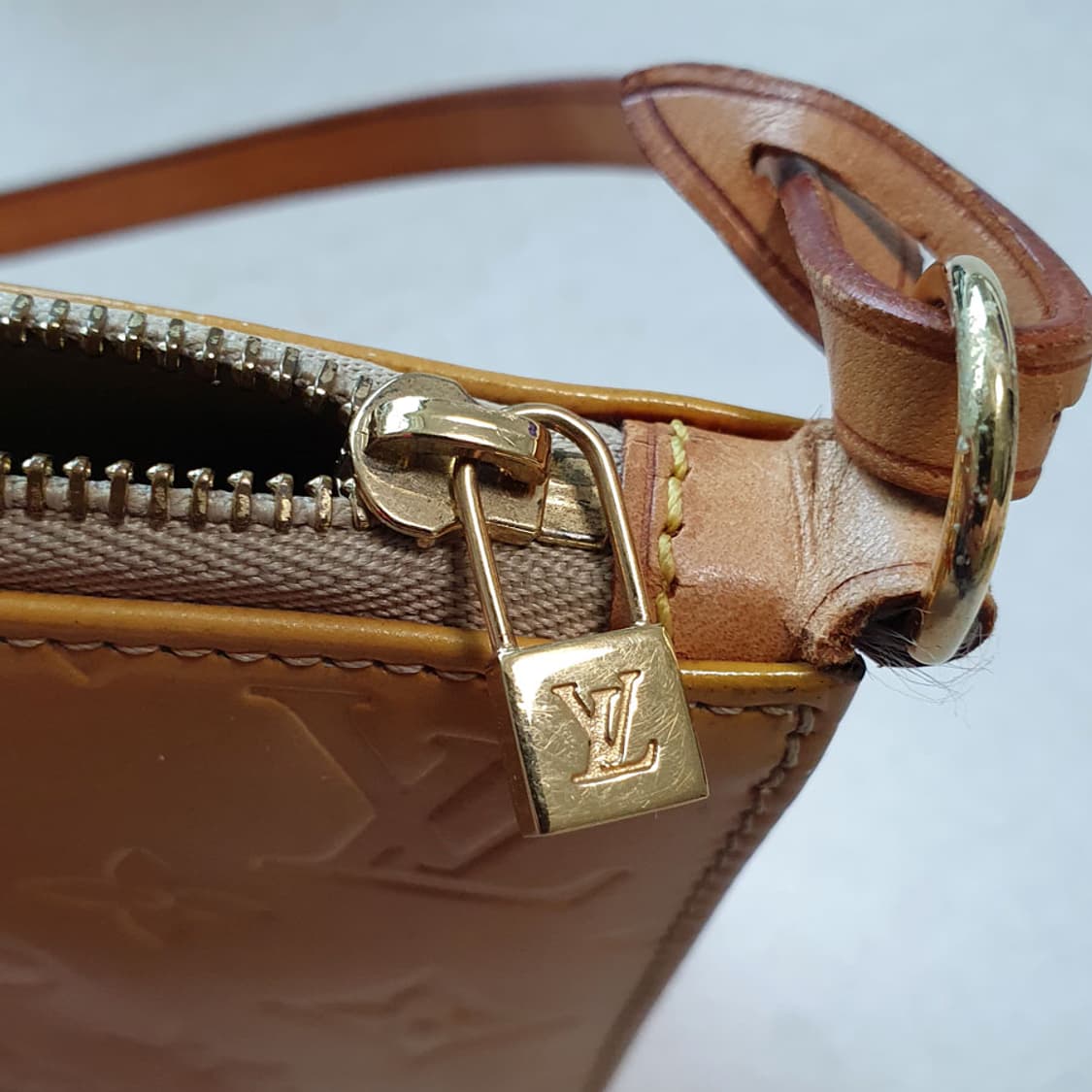 루이비통 베르니 파우치 숄더백 중고 가방 은피아노 상품이미지10