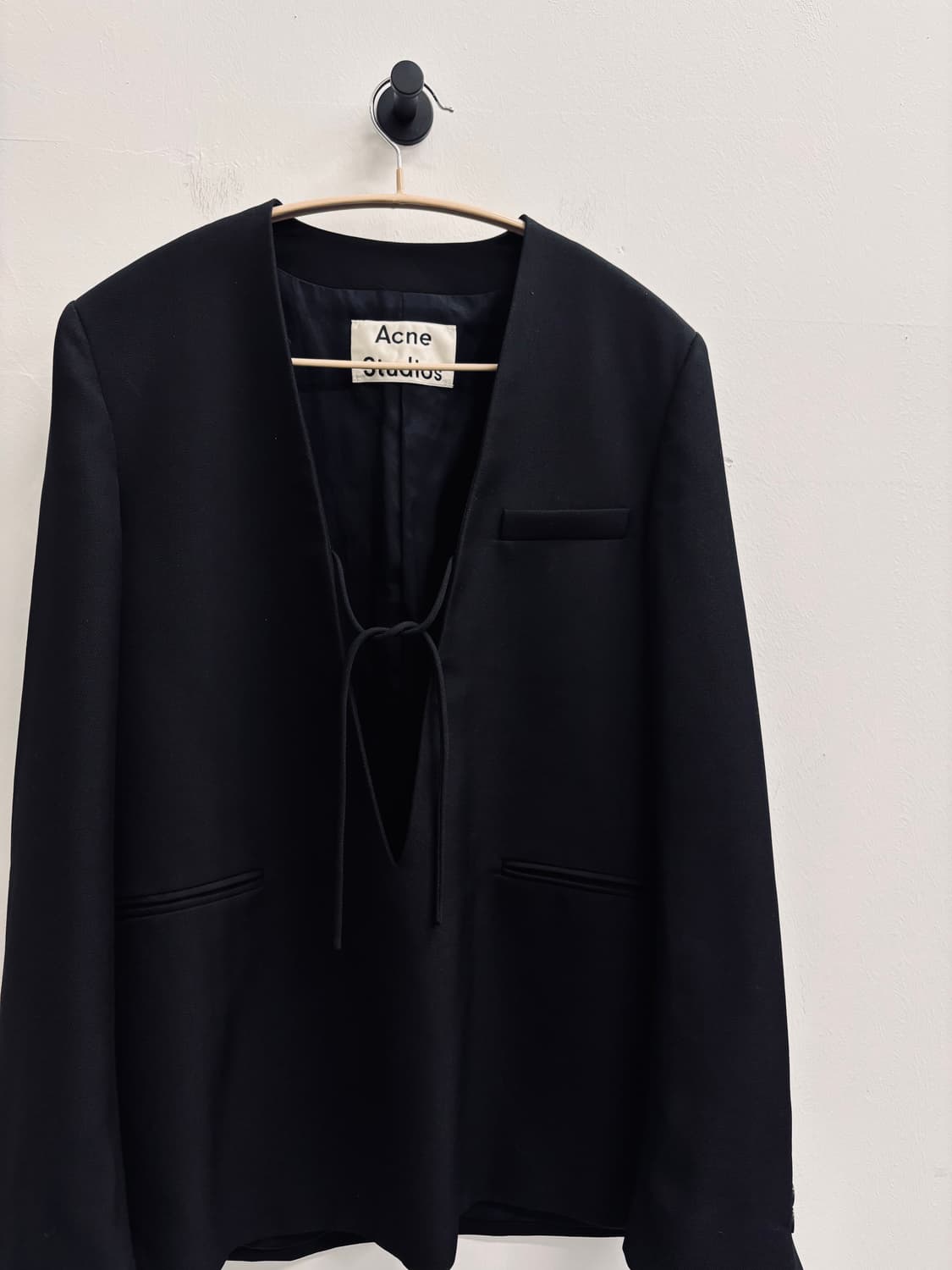 아크네 스튜디오(Acne Studios) 칼라리스 스트랩 자켓 상품이미지2