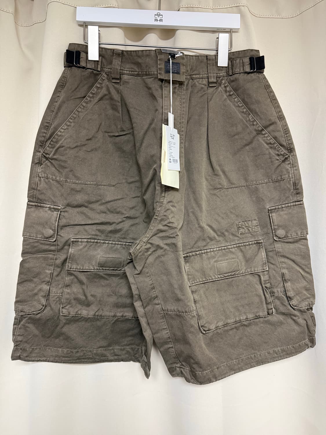 폴리테루 버뮤다 카고 팬츠 카키 3 팝니다 상품이미지1