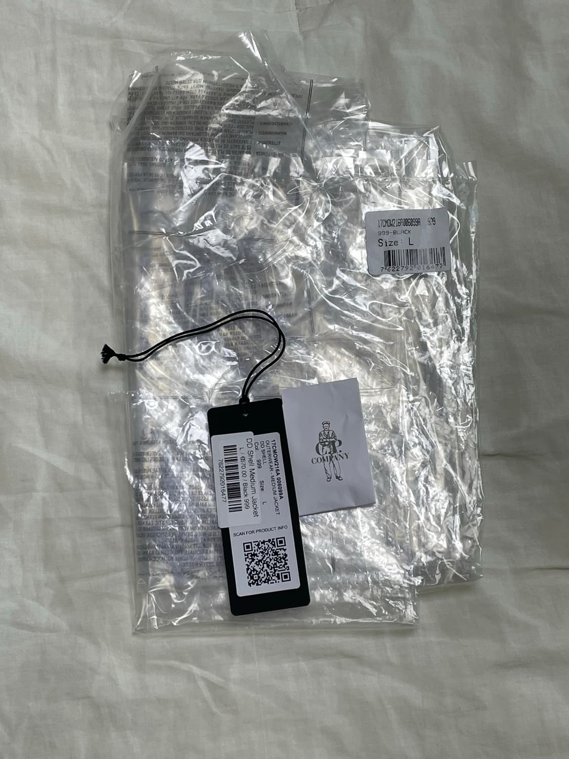 L 24FW CP컴퍼니 DD쉘 다운 자켓 블랙 상품이미지4