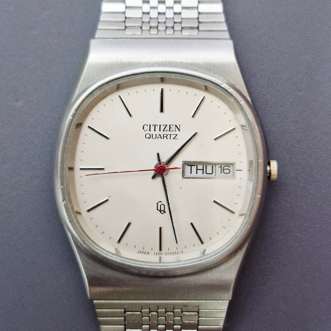 시티즌 빈티지 쿼츠 시계 상품이미지2