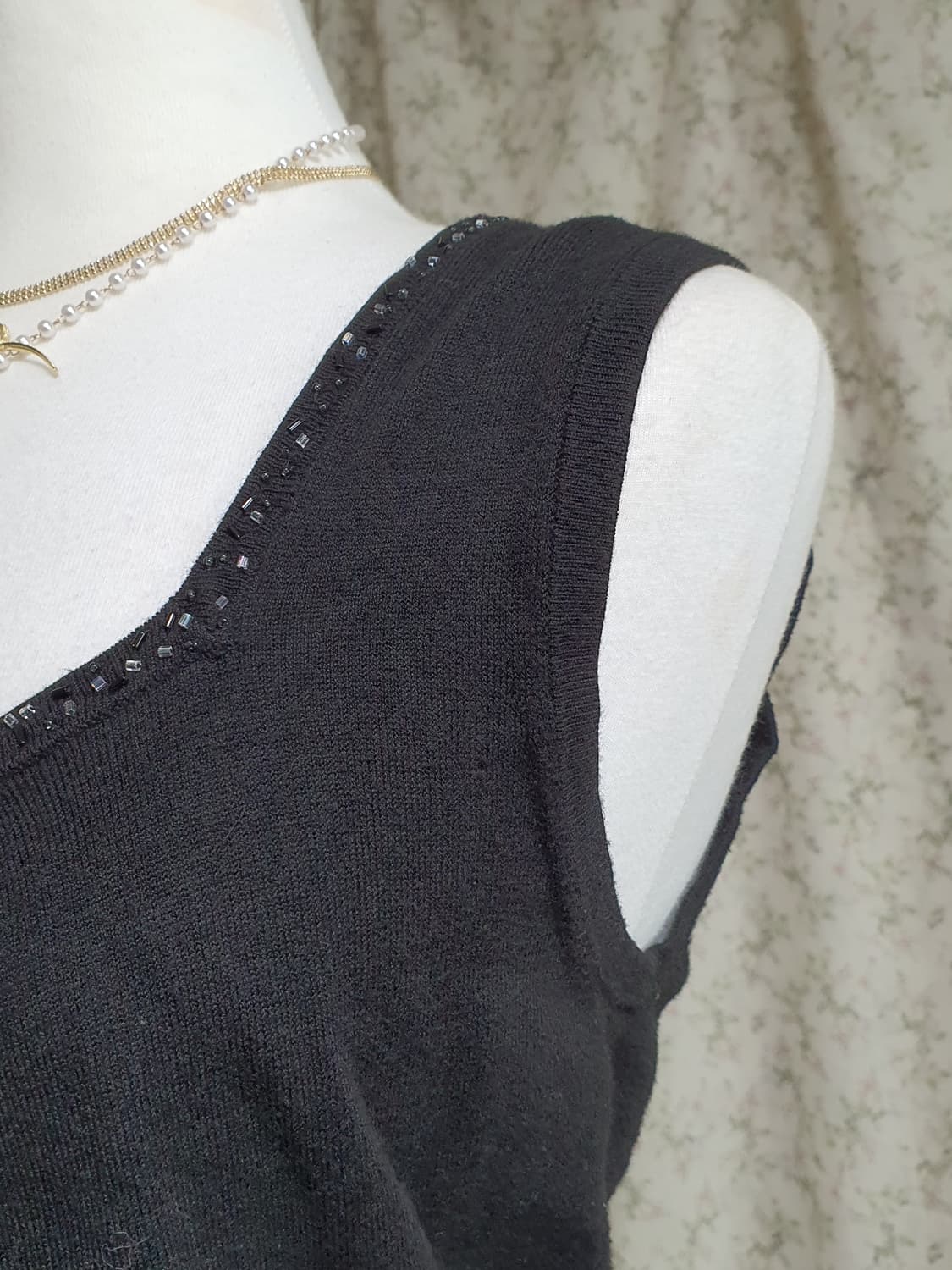 [일본빈티지] 블랙 비즈 캡소매 니트 탑 상품이미지3